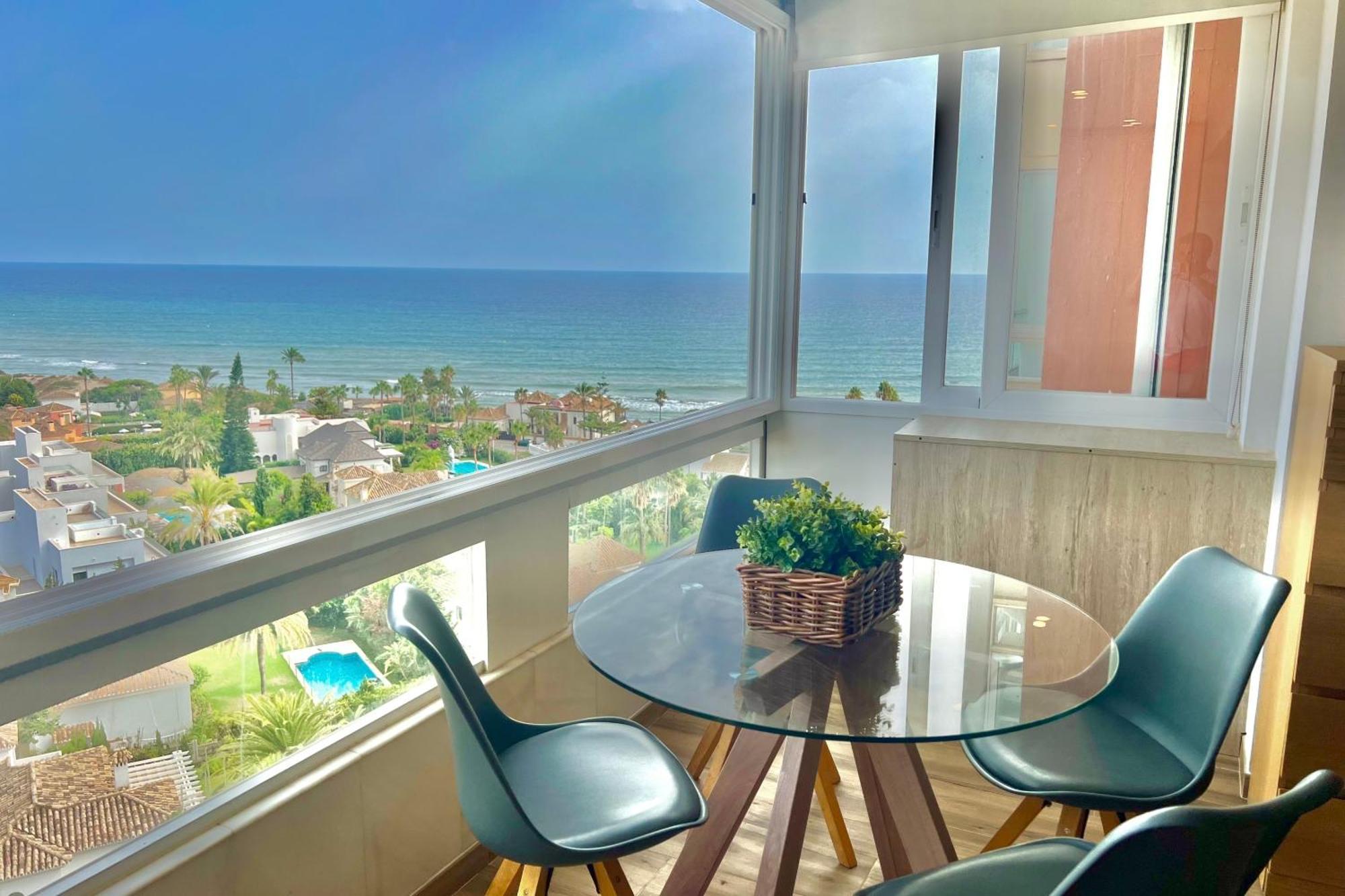 Marbella Beachfront - Beachside Apartment With Stunning Sea Views Zewnętrze zdjęcie